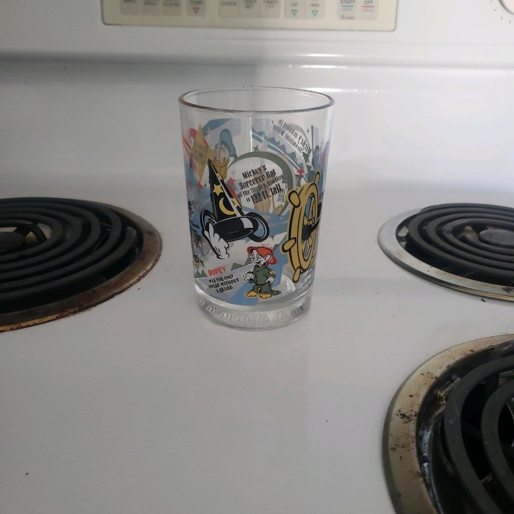 McDonald's 100 glass - Picture 2 of 5